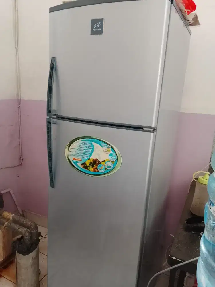 Di jual cepat kulkas