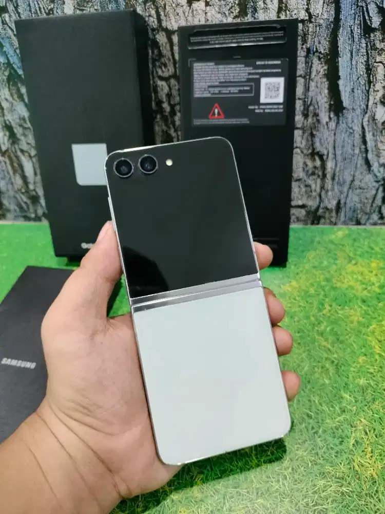 Samsung galaxy Z flip 5 8/256 sein