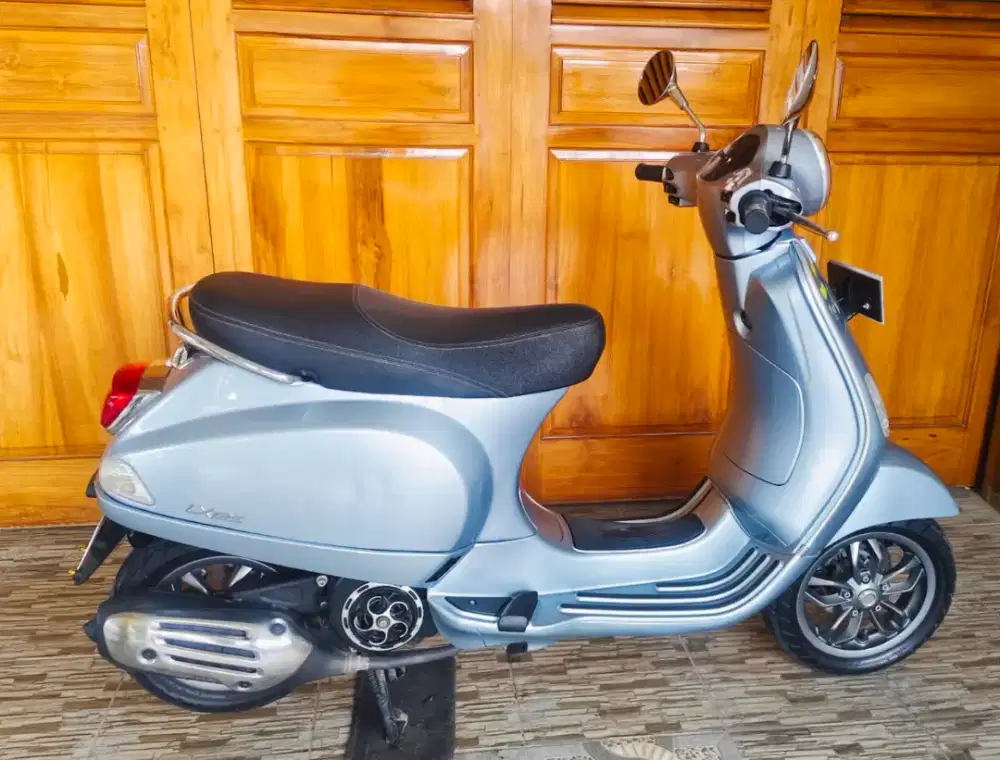 Vespa LX 125 i-get 2022 Istimewa TERMURAH