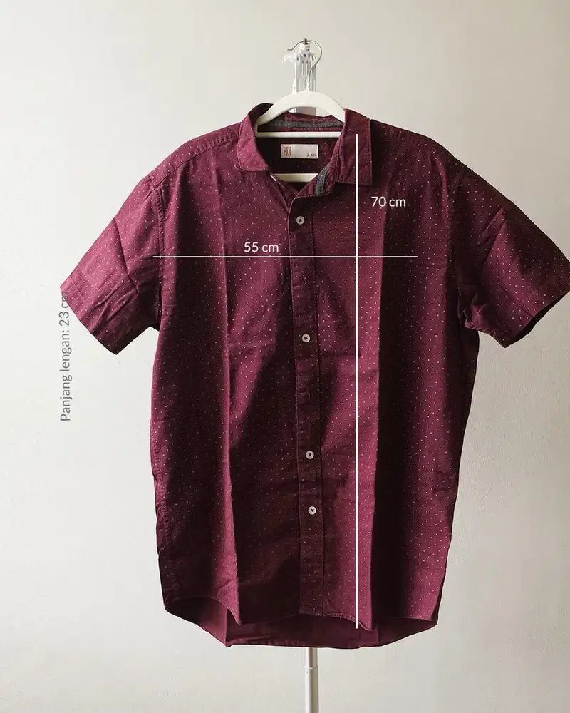 Kemeja Pria Lengan Pendek warna Maroon