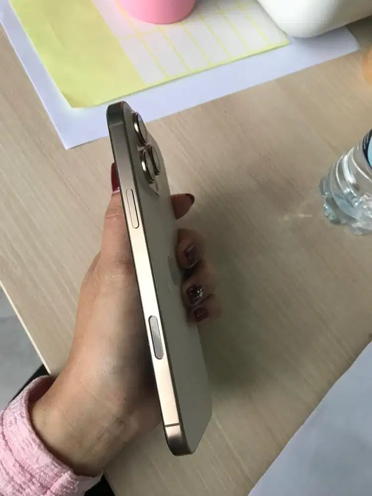 Iphone 16 Promax 256gb Dessert Titanium