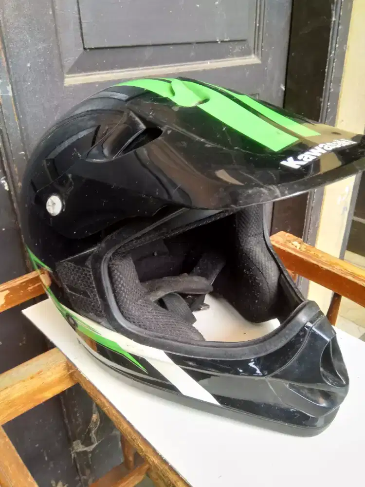 Dijual Helm Trail KLX