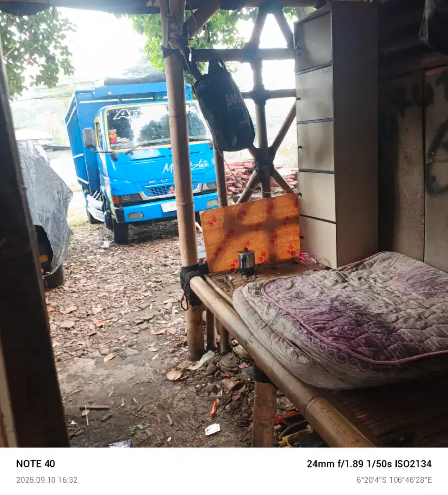 Jasa sewa truk luar/ dalam kota