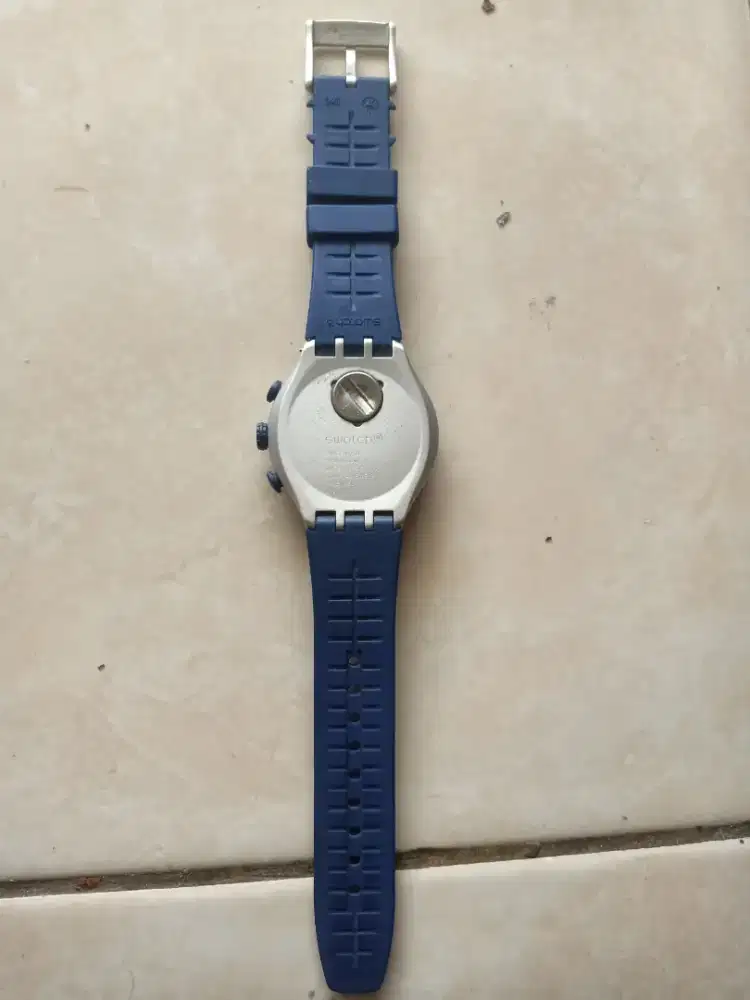 Jam tangan Swatch second