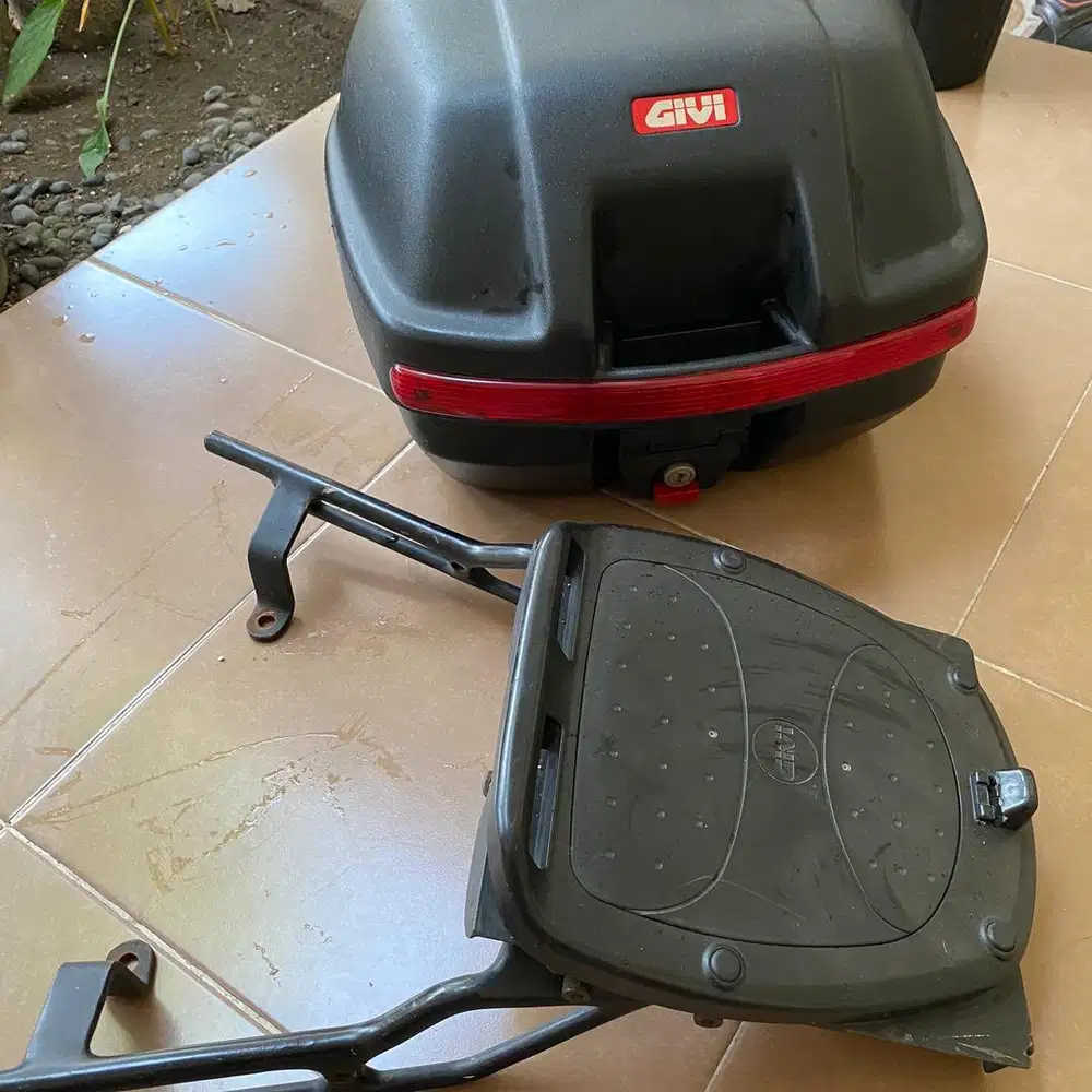 Givi Box Touring Kucay Vario 125 old