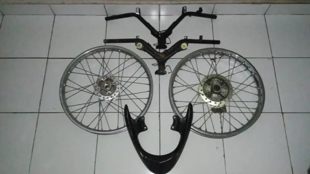 di jual part motor Supra x 125 fi ( injeksi) borong semua