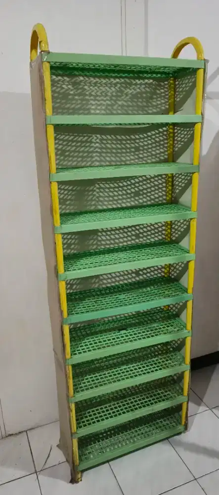 Rak Sepatu tinggi 1/5 meter
