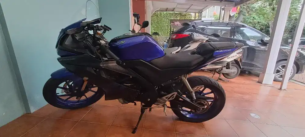 Yamaha R15 2020 km 14k