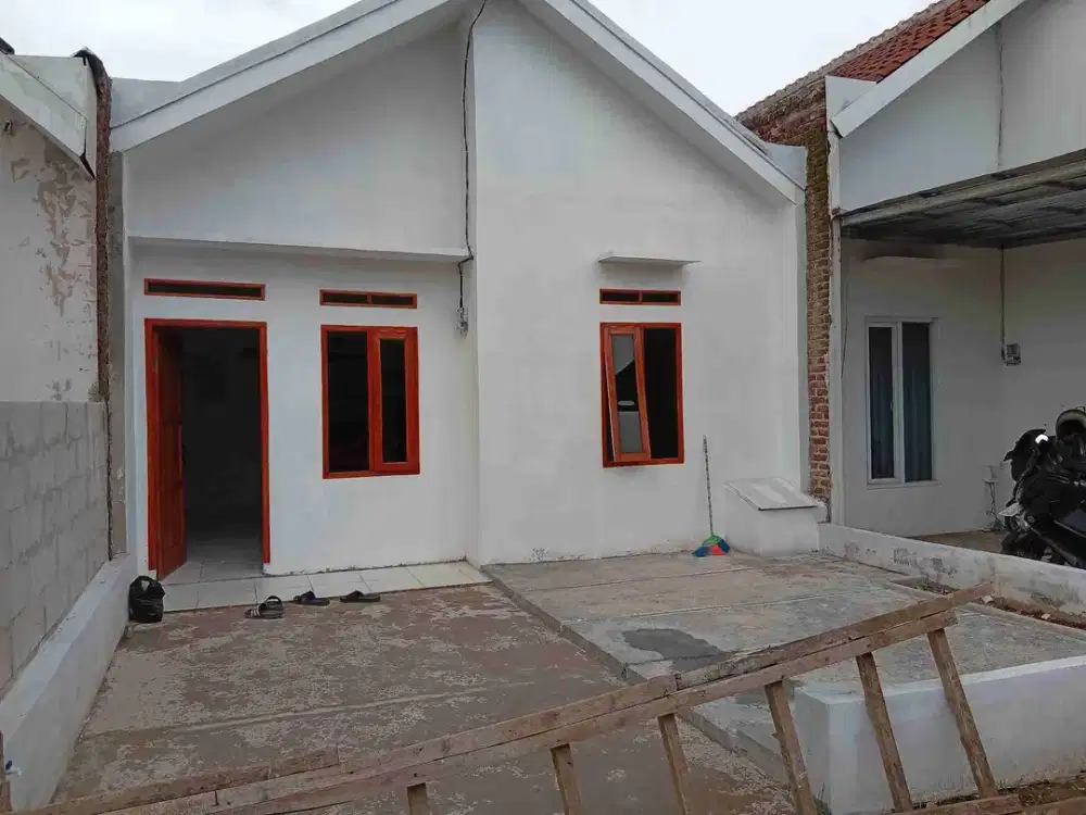JUAL RUMAH MURAH AKSES PINGGIR JALAN RAYA