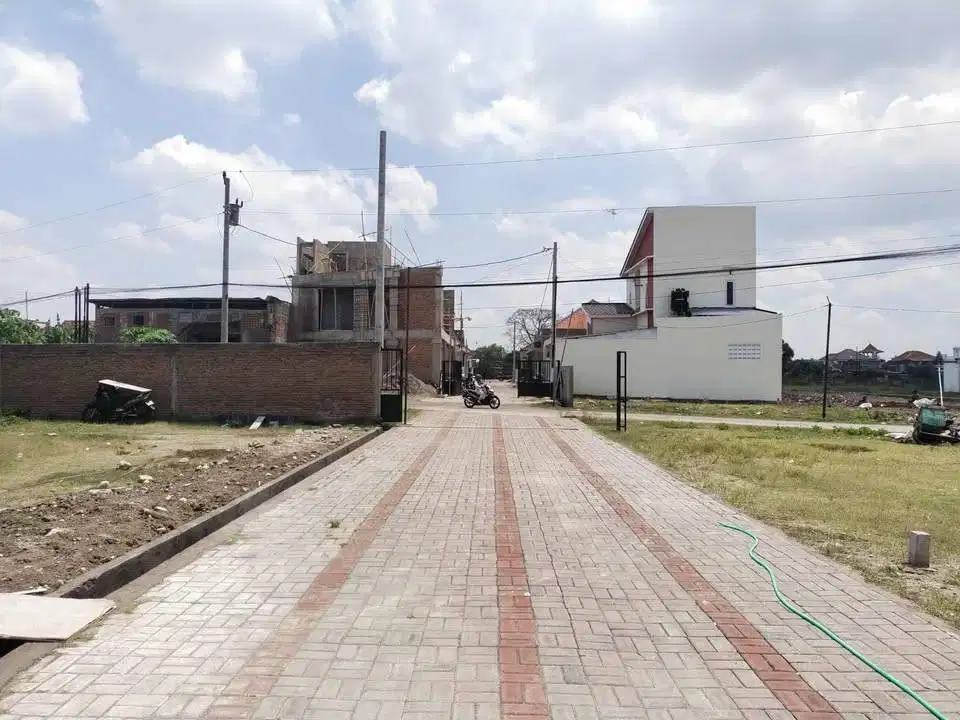 Tanah kavlingan murah lokasi strategis belakang Luwes Gentan Solo