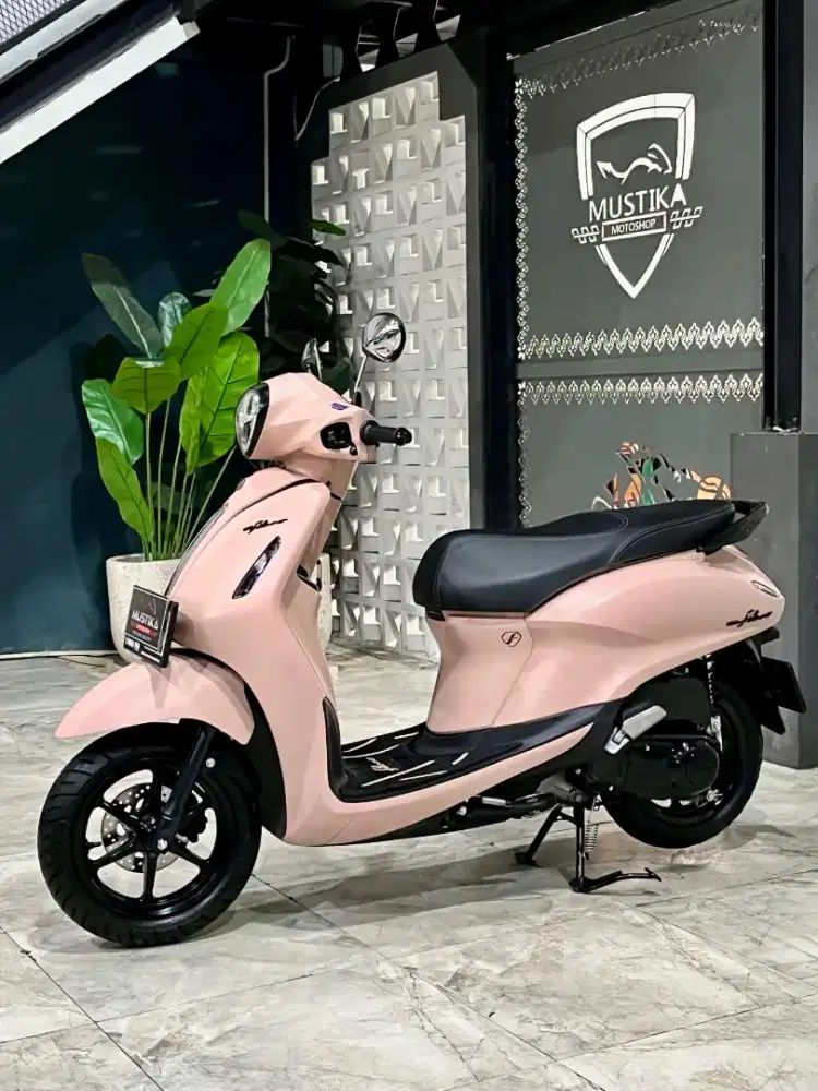 YAMAHA GRAND FILANO 2024 - Chintia Mustika