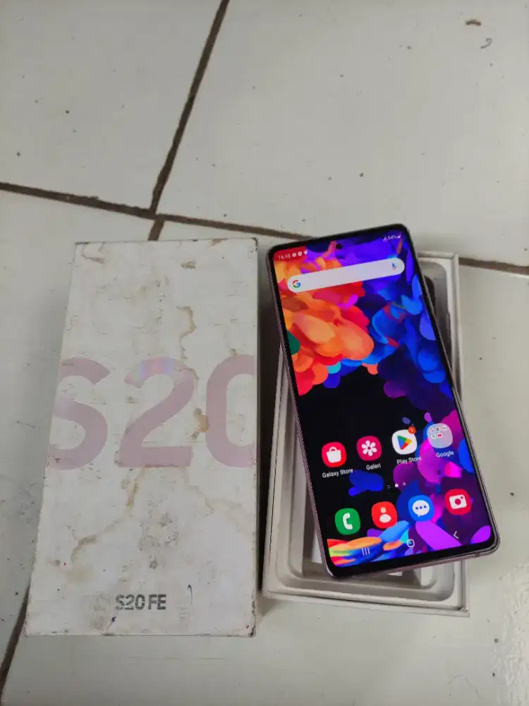 Samsung S20 FE 8/128