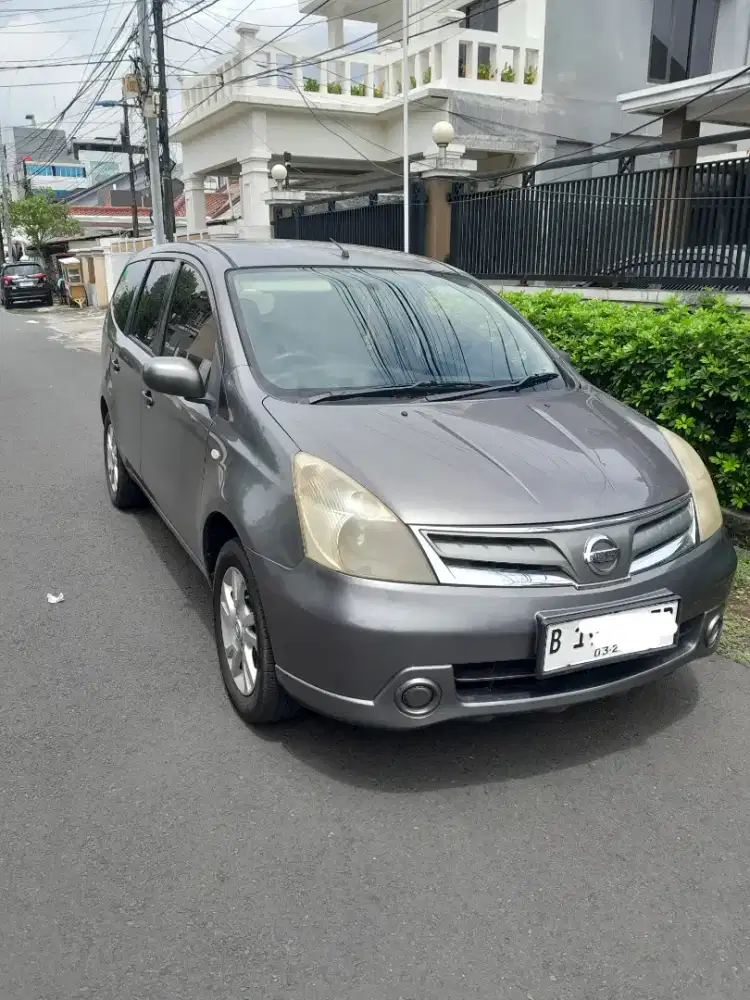 Nissan Livina matic