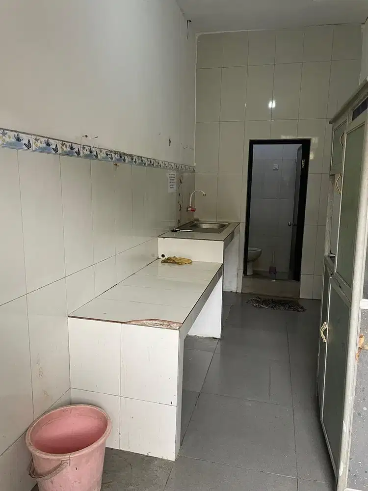 Disewakan 2 rumah jadi 1