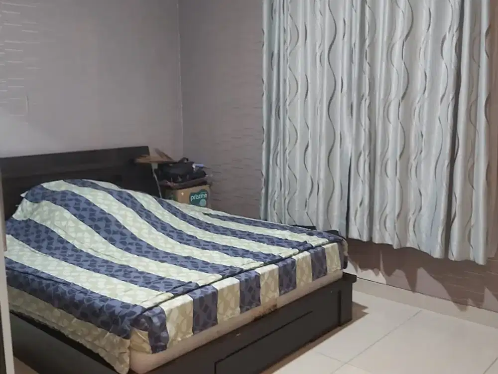 DIJUAL RUMAH SIAP HUNI BEERLOKASI DI KAWASAN ELITE SUMARECON BEKASI