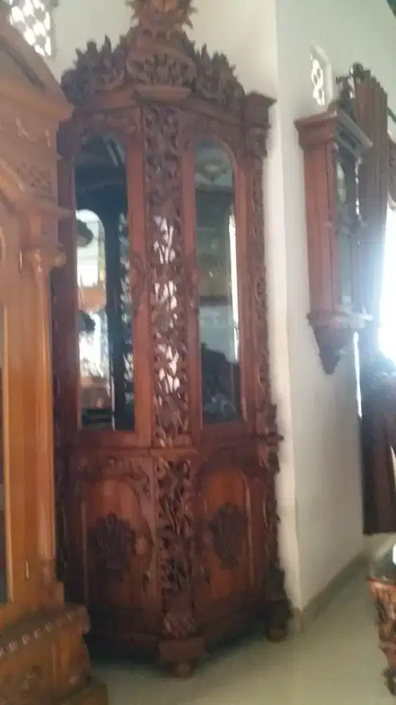 Lemari sudut sima 3 pintu jumbo