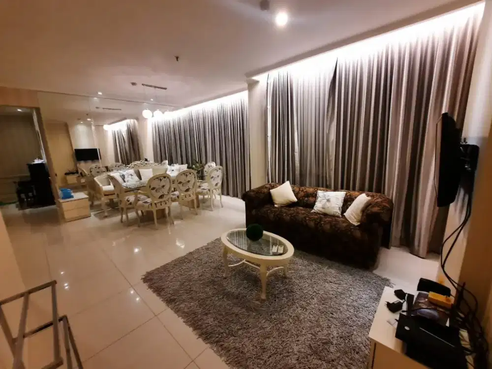 Dijual Apartemen Via Ciputra world lantai rendah