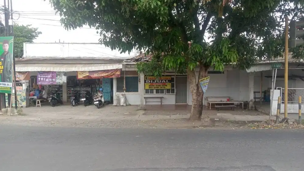 DIJUAL MURAH DAN CEPAT, LOKASI STRATEGIS RUMAH + 2 RUANG USAHA