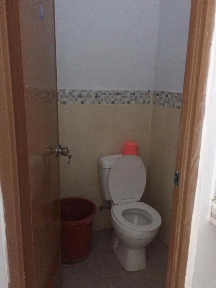 Kost cowok lengkap free wifi