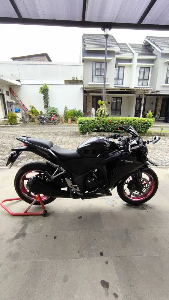 Cbr250R CBR 250R KYJ ABS mulus