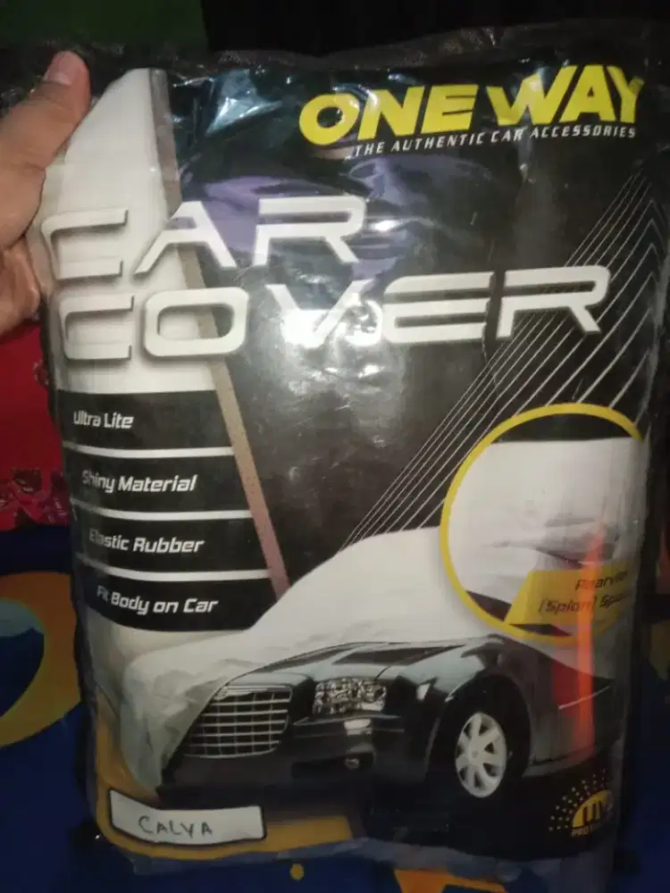 Cover mobil Calya Sigra 100% polyesther