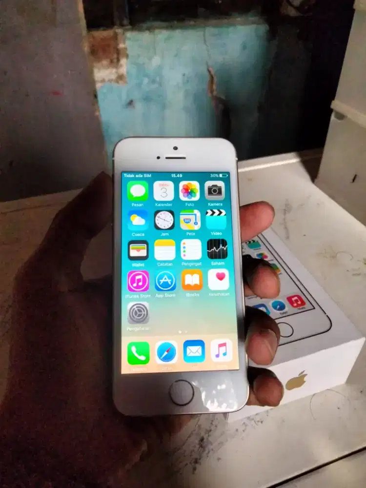 iPhone 5s 32GB Gold 2nd iBox Istimewa