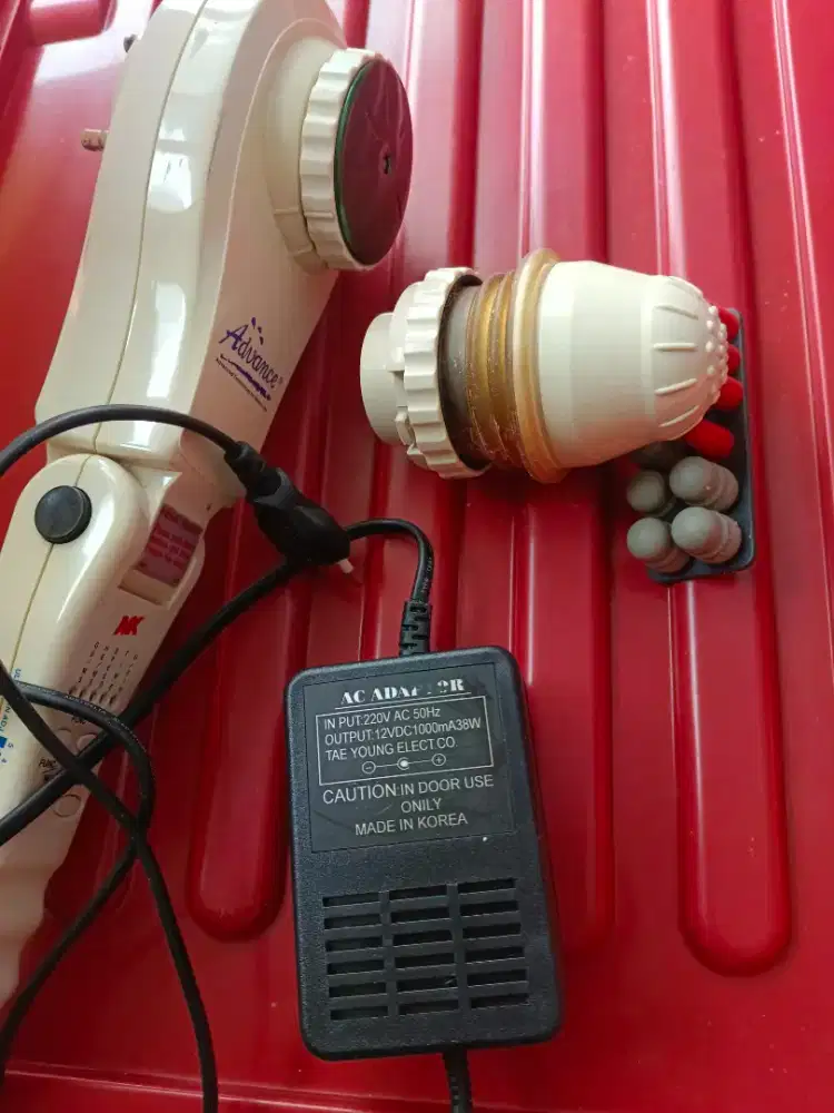 Alat pijat elektrik Advance