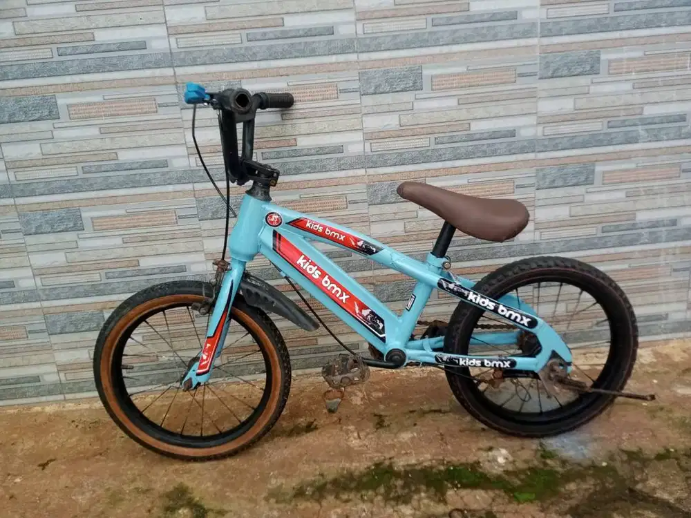 SEPEDA ANAK UKURAN 16 INC GOOD CONDITION SEPERTI BARU