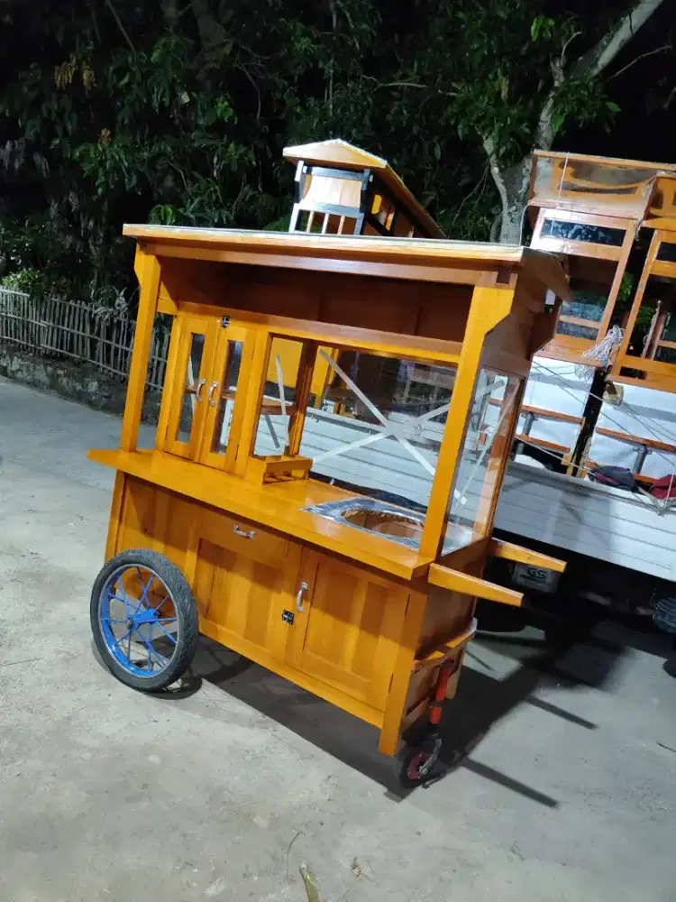 Gerobak Angkringan jg Melayani Pesanan Grobak Bakso Mie Bubur Sate dlL