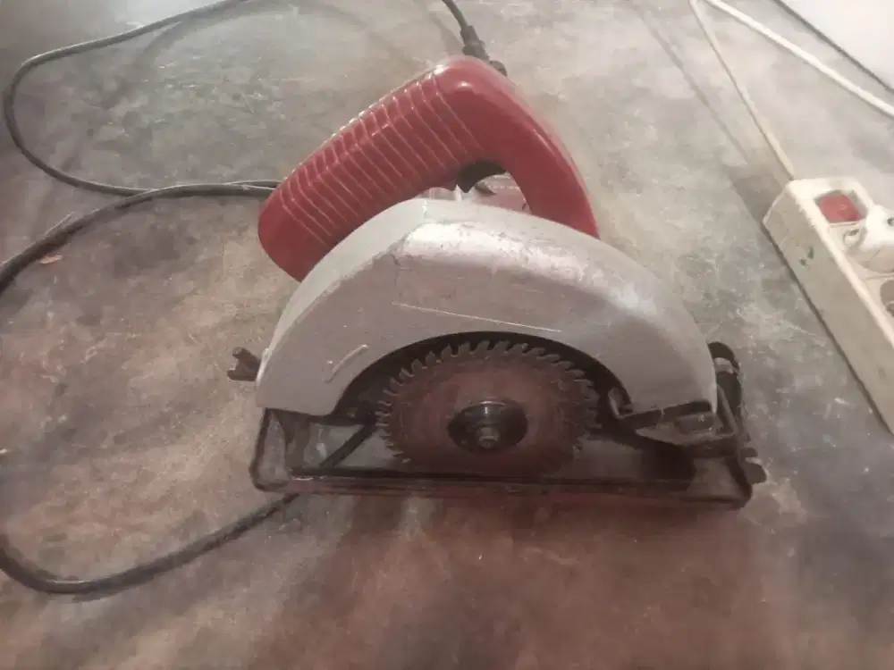 Di Jual Mesin Potong Kayu