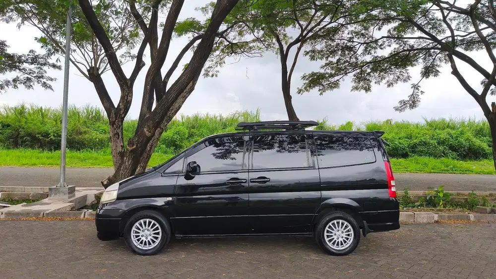 Nissan Serena CT 2011 - Matic Segar, Pajak Isi & Surat Lengkap