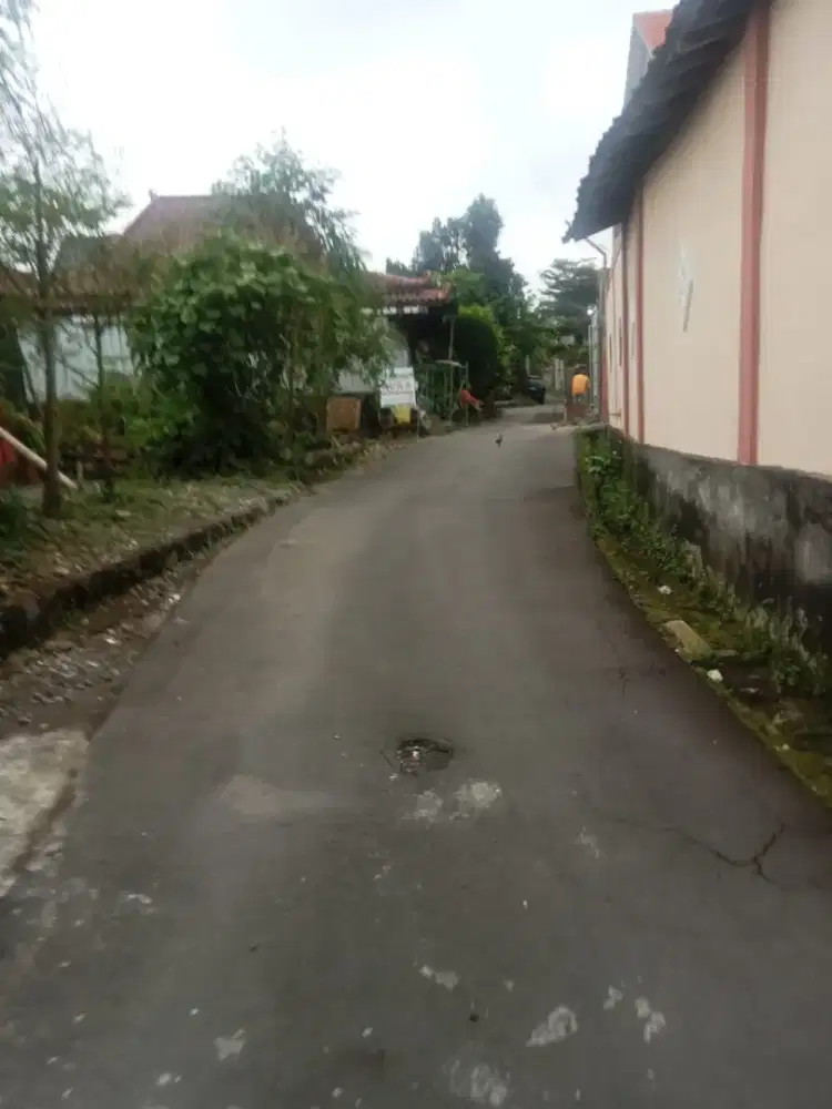 Dijual tanah cocok untuk kost kostan di Utara kampus UII jl Kaliurang