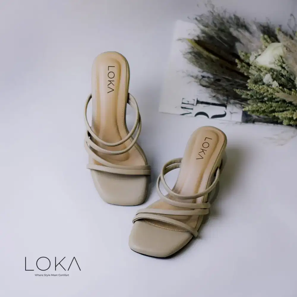 Dijual cepat sendal teplek & hills wanita total 100-+