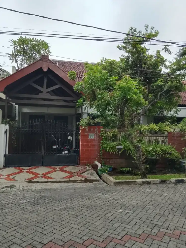 JUAL RUMAH ISTIMEWA DI SURABAYA KOTA