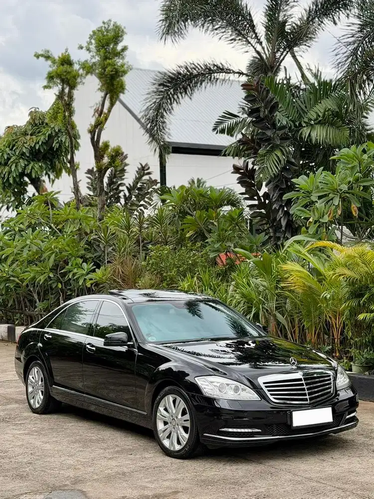 {Harga Cash} Mercedes Benz W221 S350L Panoramic 2010 (Facelift)