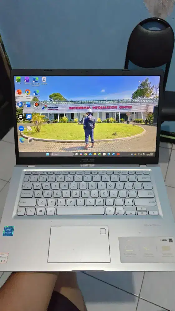 Jual laptop Asus Full Set