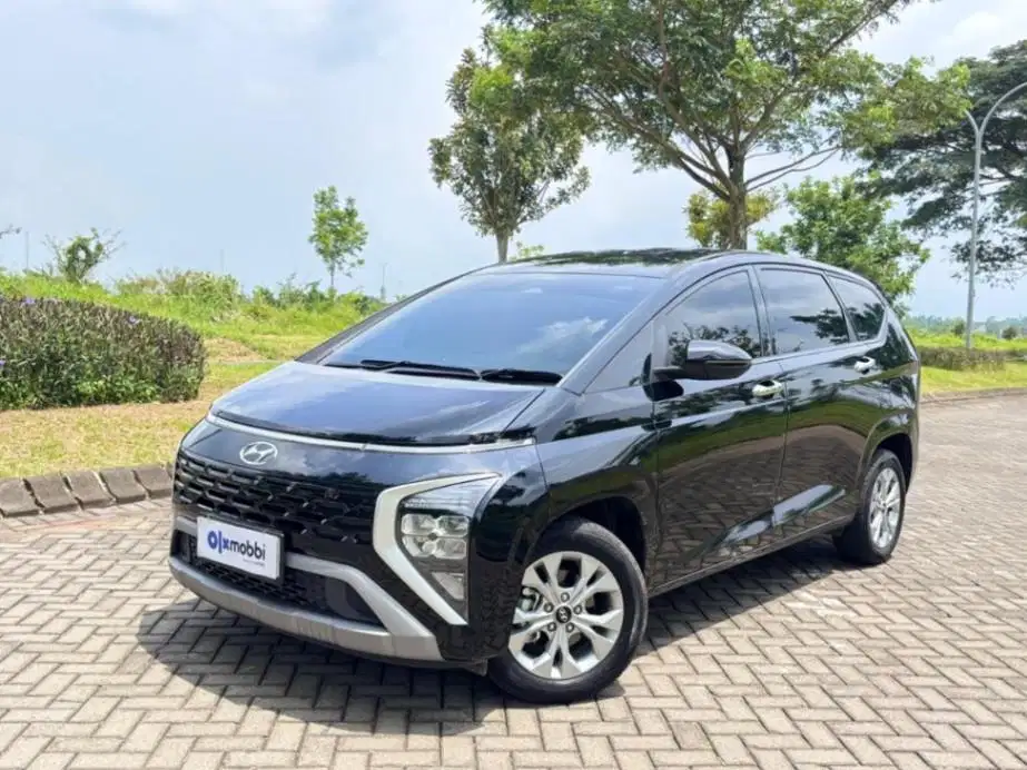 Hyundai Stargazer 1.5 Trend Essential Bensin OTOMATIS 2025 NADM