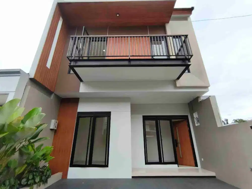 rumah luas mewah di turangga reog