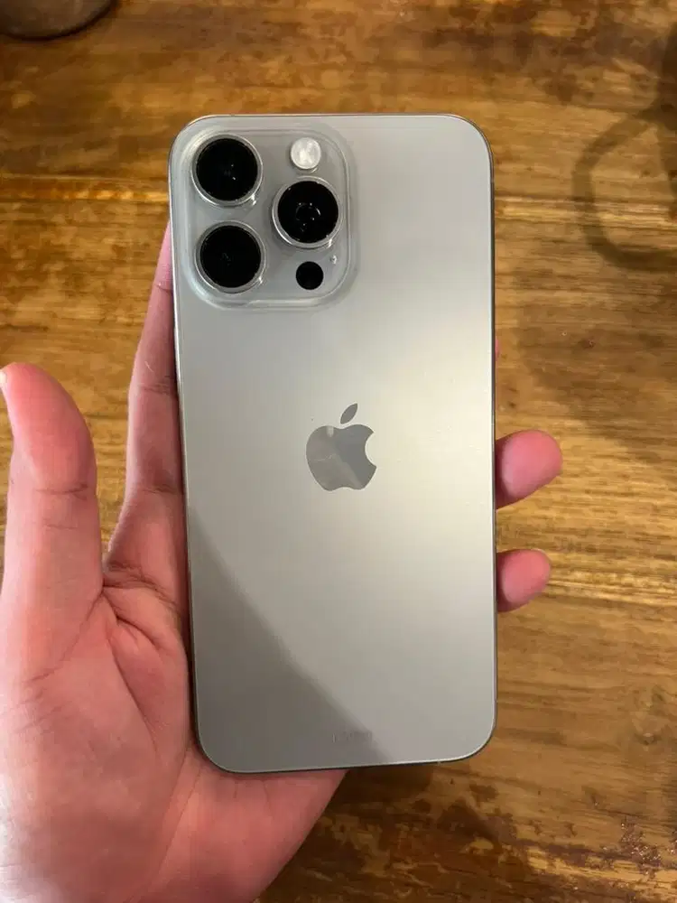 Iphone 15 Pro Max 256 gb resmi, accecoris lengkap original