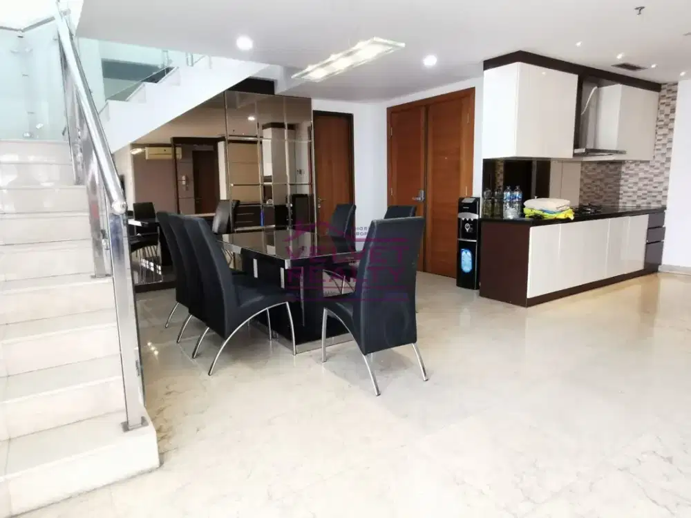 Dijual Apartemen Royale Springhill Kemayoran Penthouse Duplex Luas 335m2 #VR1157