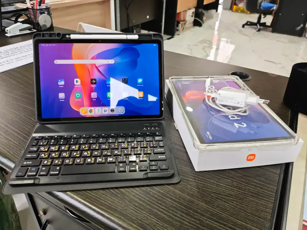 Redmi Pad 2 4/128 Bonus Casing Keyboard dan mini stylus