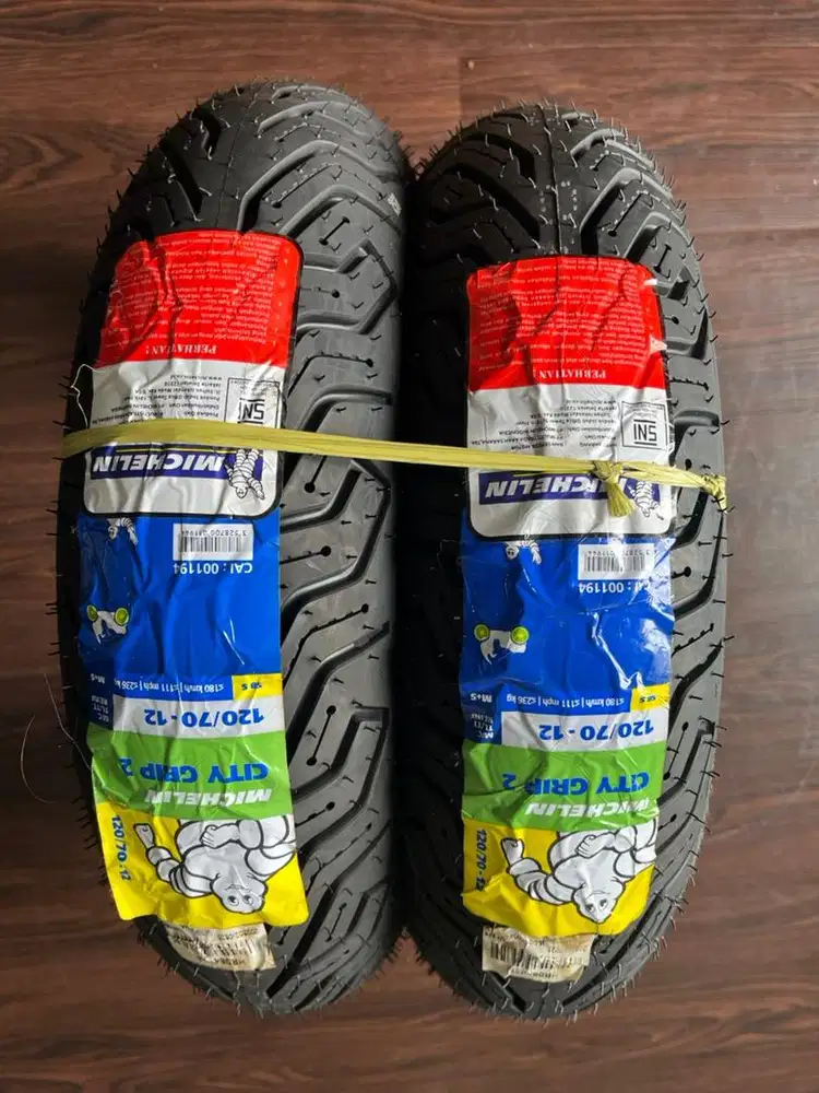 Ban Vespa matic merk Michelin City Grip 2 120/70-12 Tubeless