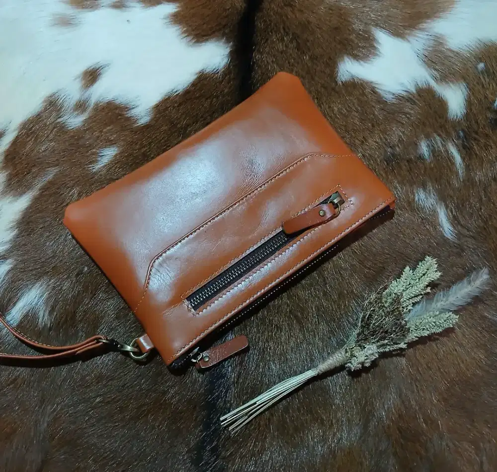 Pouch Kulit sapi