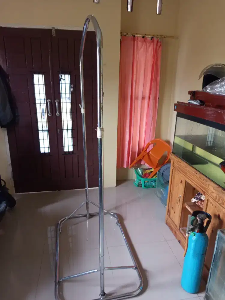 Tiang ayunan anak bayi besi kuat masih seperti baru