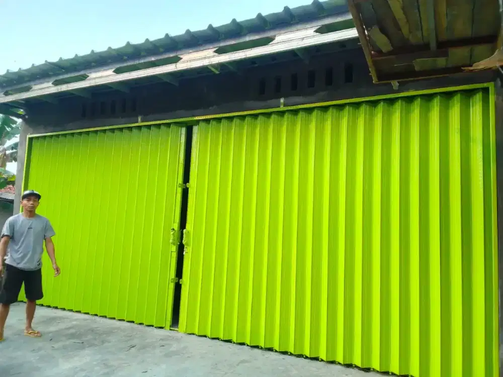 Rolling door baru folding gate murah