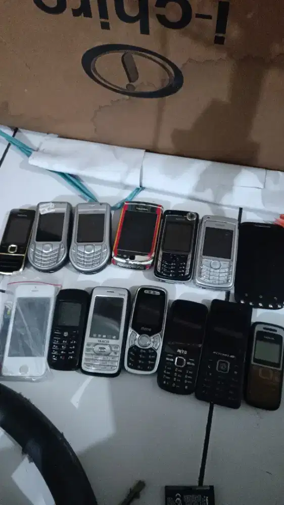 Dijual HP Bekas (kondisi hidup&mati) macam2 merk (baca deskripsi)