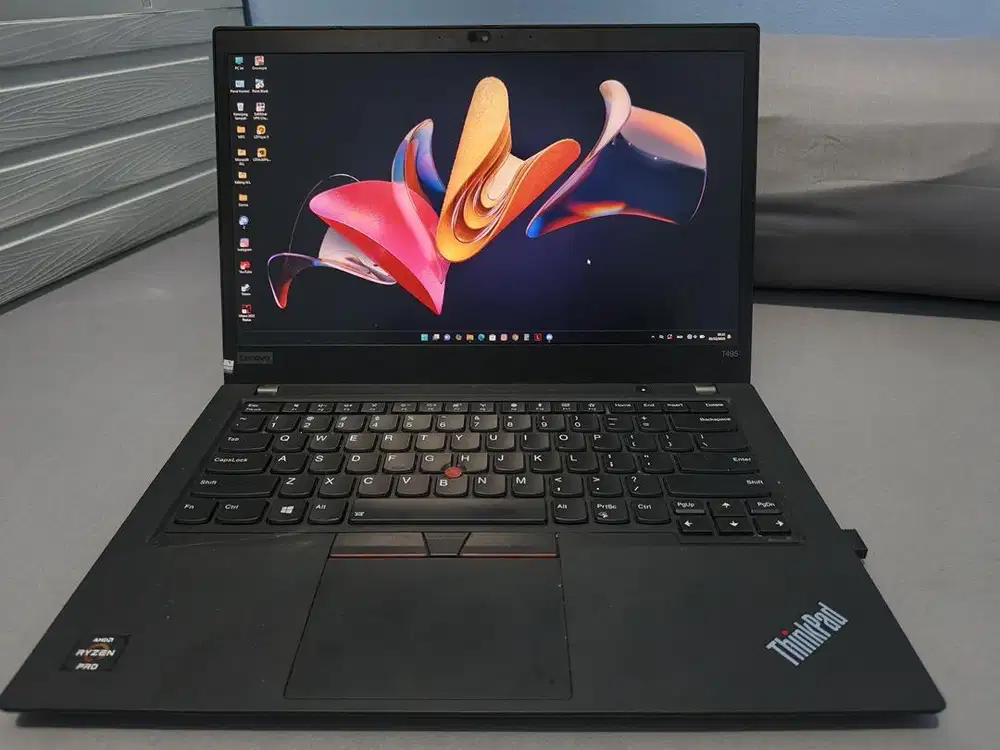 LAPTOP LENOVO Thinkpad T495 R7 PRO 3700U touchscreen