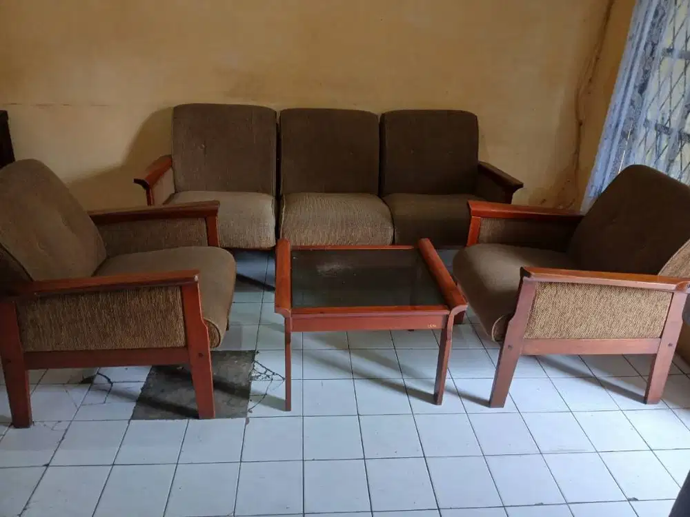 Kursi Sofa Kayu Bahan Fabric 1 Set Mid-Century Modern style