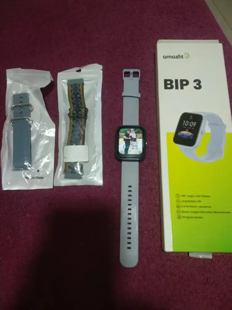 Smartwatch (Jam  tangan) amazfit bip 3