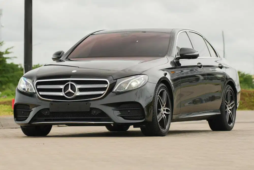 #Full Spec! Mercedes Benz E300 AMG Line 2017 Panoramic c300 c250 x3